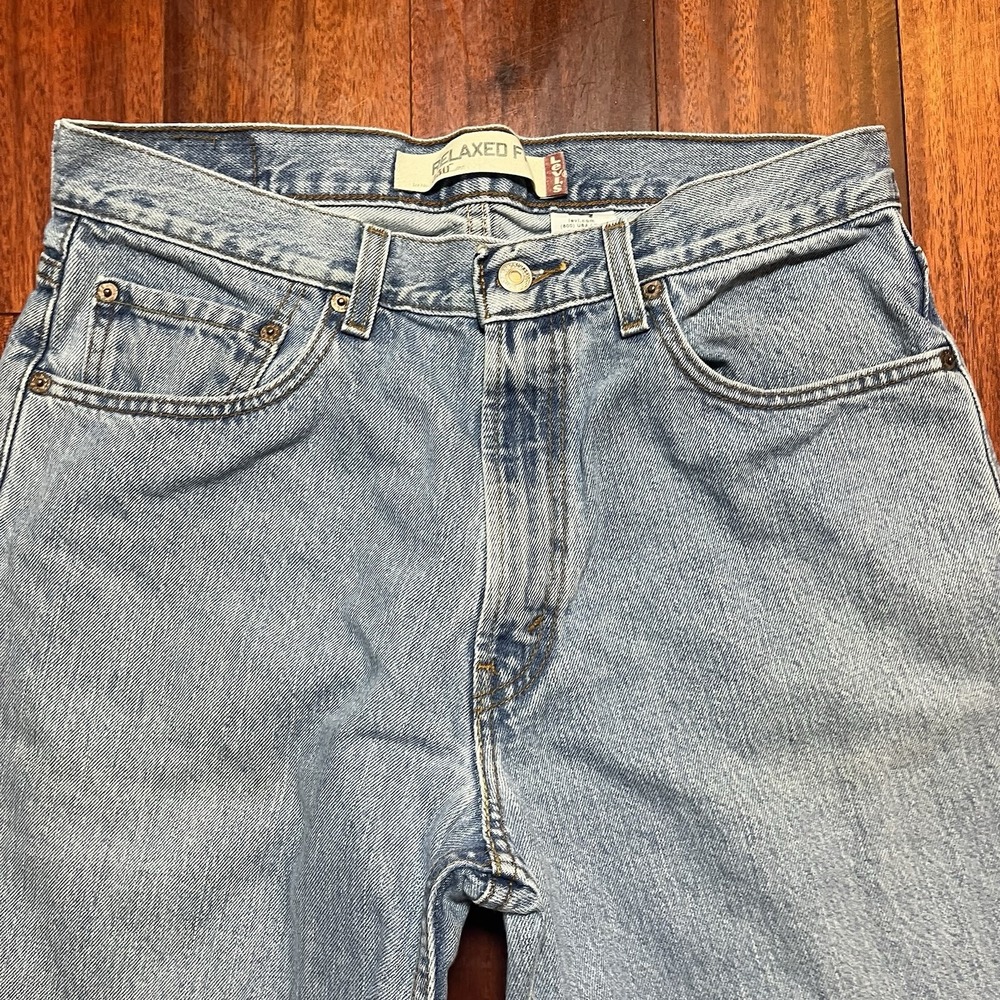 Vintage Levis Jeans Mens 33x32 550 Blue Relaxed Fit Denim Light Wash Y2K READ*